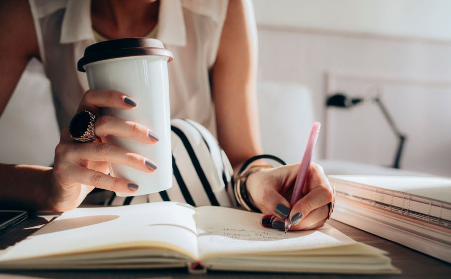 Choose the Best Agency for Book Writing a