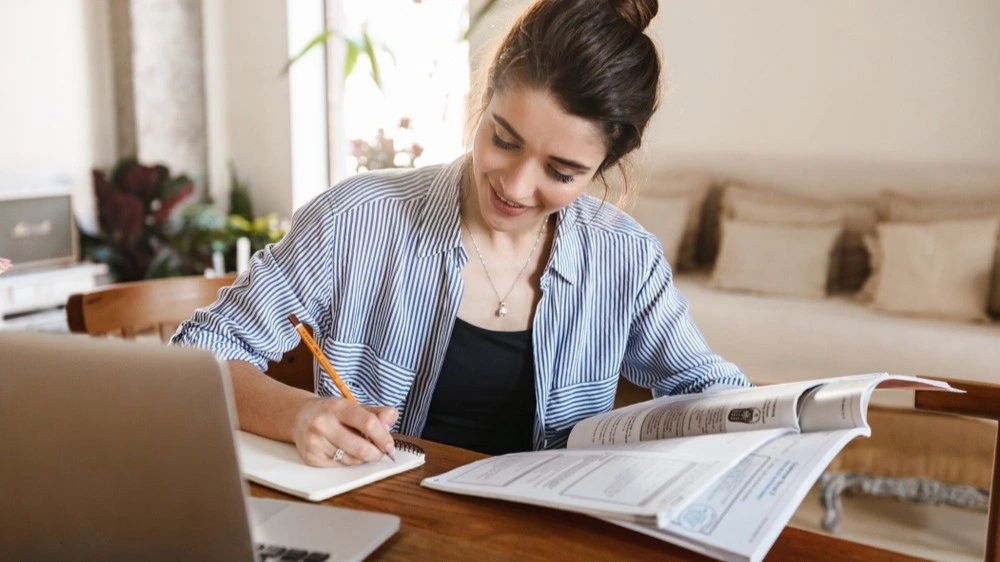 How to Choose the Right Book Title for Australian Readers