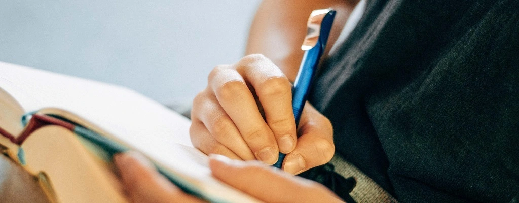 How to Use Australian Facebook Groups for Book Promotion