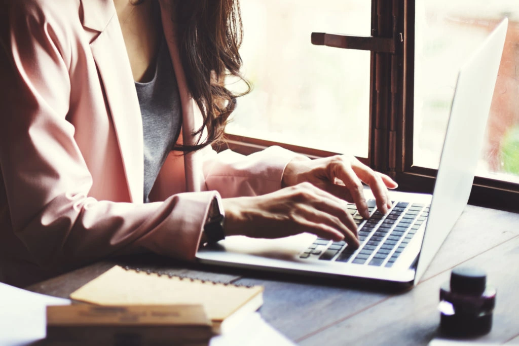 How to Write Sensory Scenes Using Australian Settings