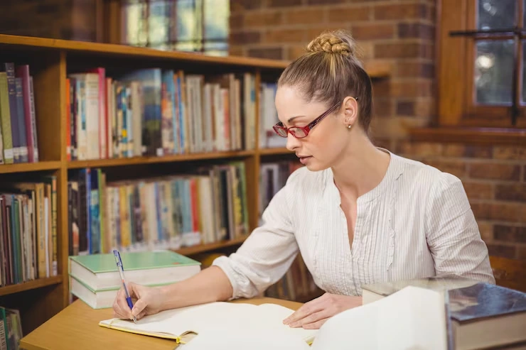 Print-on-Demand vs Bulk Printing for Australian Authors