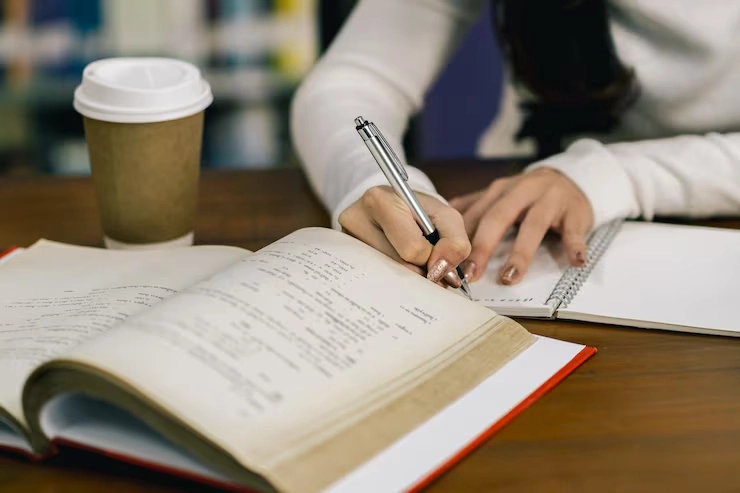 Writing Books for Migrants and New Australians