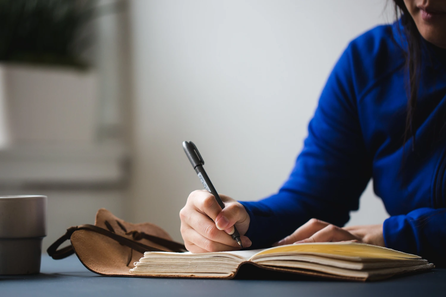 How Editors Evaluate Manuscripts Behind the Scenes full guide