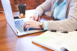 How Australian Authors Can Earn Through Online Courses