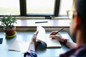 How to Maintain Creativity During Australian Summer or Winter