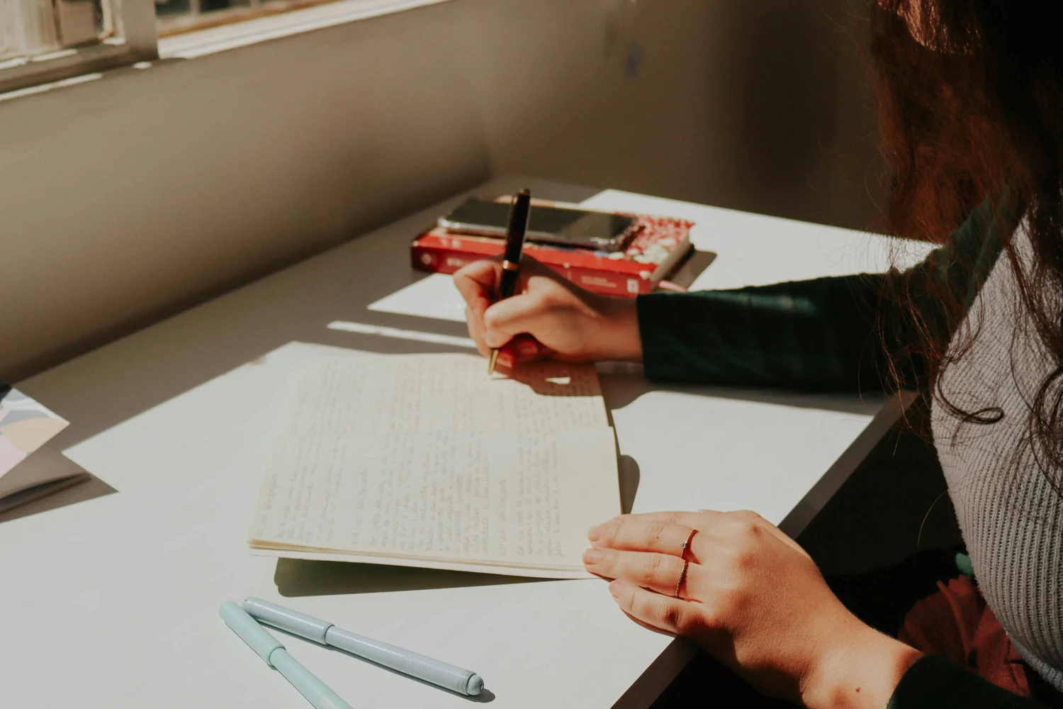 How to Structure a Non-Fiction Book for Australian Readers